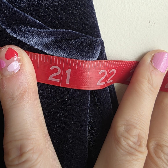 Madewell Velvet Ballon-Sleeve Dress - Picture 8 of 11